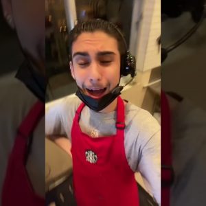 Starbucks Employee Goes Viral for Large & Expensive Order | What’s Trending in Seconds | #shorts