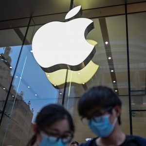 Bank of America cuts Apple price target on headwinds from China lockdowns