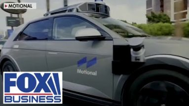 Robotaxis hit the streets of Las Vegas on Lyft's network