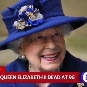 Queen Elizabeth: 'The loss of an anchor is a frightening thing to happen,' author says