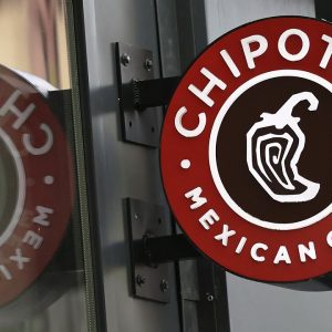 Chipotle stock jumps as price hikes fuel earnings growth