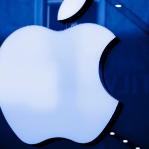 Wall Street cuts price targets for Apple and Amazon