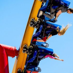 Six Flags stock plummets on earnings miss, cites declining park attendance
