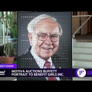 Warren Buffett is auctioning off a signed quote portrait for charity